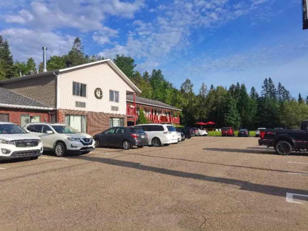 Motel Le Radisson De Val-David Eksteriør bilde